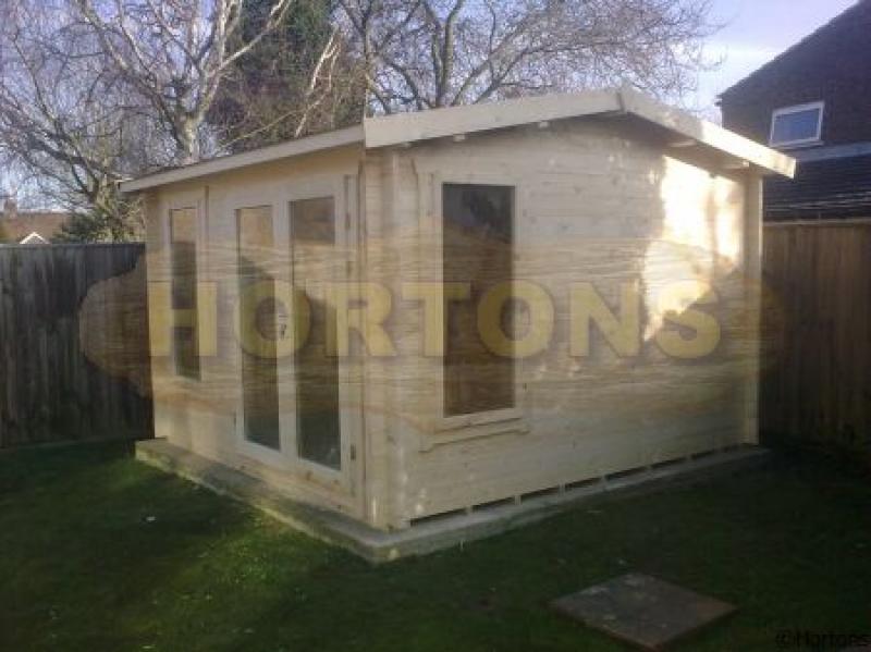 Manchester 35mm 3.5 x 3.5 m Log Cabin - Click Image to Close