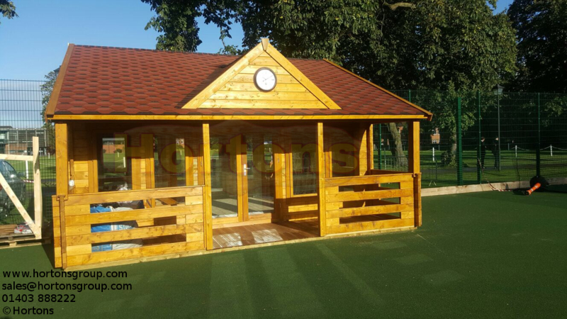 The Clubhouse 6x6m pavilion, 45mm wall log - Click Image to Close