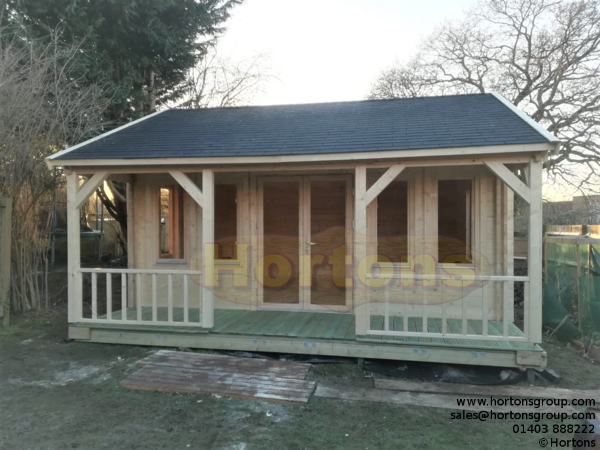 The Clubhouse 6x6m pavilion, 45mm wall log - Click Image to Close