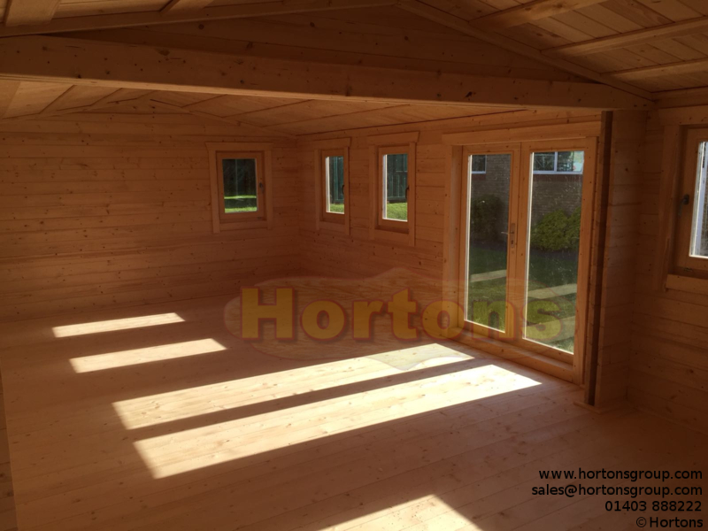 Insulated 8.5 x 4.5m Log cabin classroom - 45+45mm Twinskin