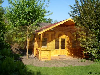 29 sq m log house plus mezzanine floor 70-70mm logs - Click Image to Close