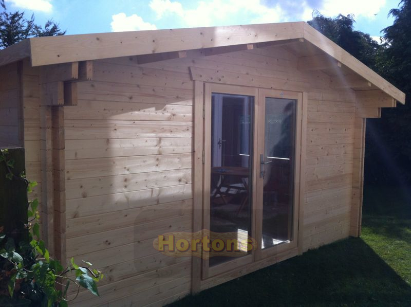 Devon 4.5 x 3.5 35mm cabin - Click Image to Close