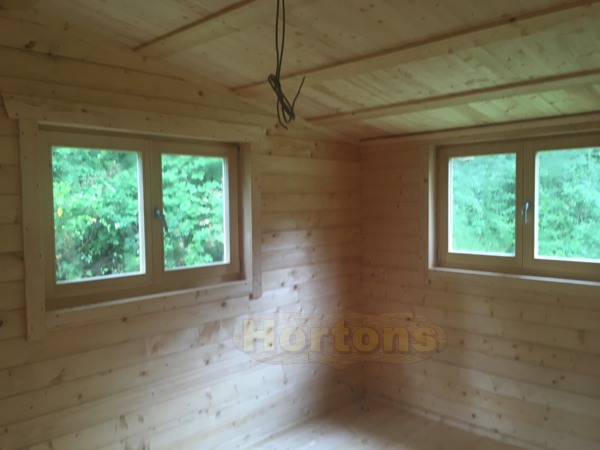 5.9m x 5.9m Essex Twinskin bcustom log cabin_1