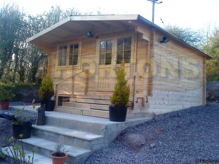 35mm Dunstable 5m x 5m Log Cabin - Click Image to Close