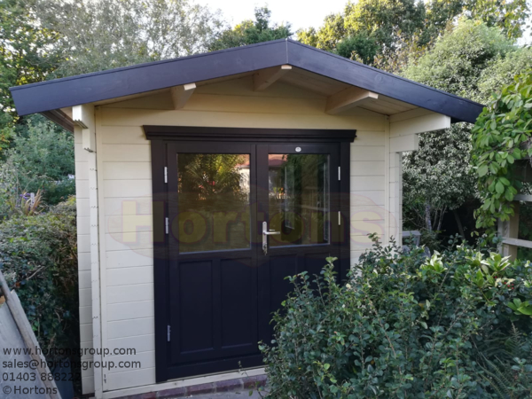 Elgiva cabin 28mm 3.0 x 4.0m