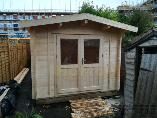 3x8 Sutton 28mm Log cabin - Click Image to Close