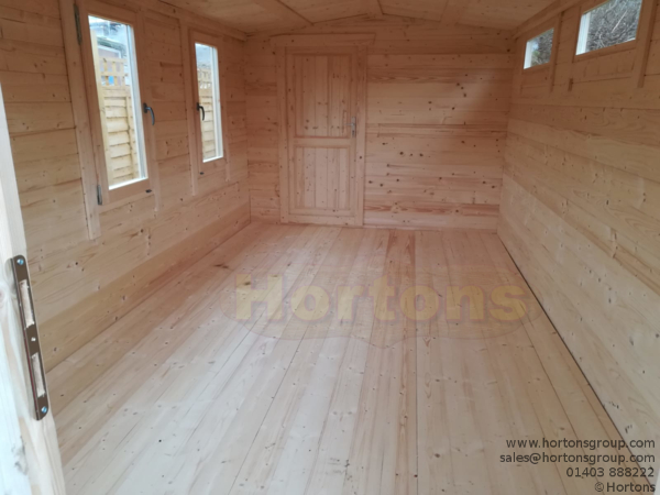 3x8 Sutton 28mm Log cabin - Click Image to Close