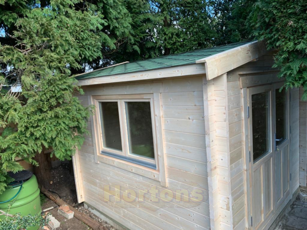 35mm Middlesbrough 3 x 3 Log Cabin - Click Image to Close