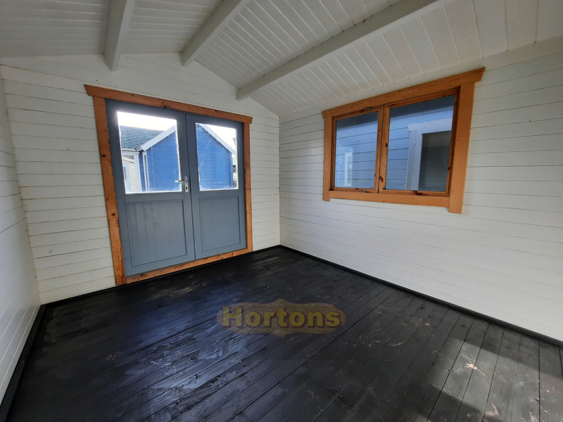 28mm Hull - 3m x 3.5m Log Cabin