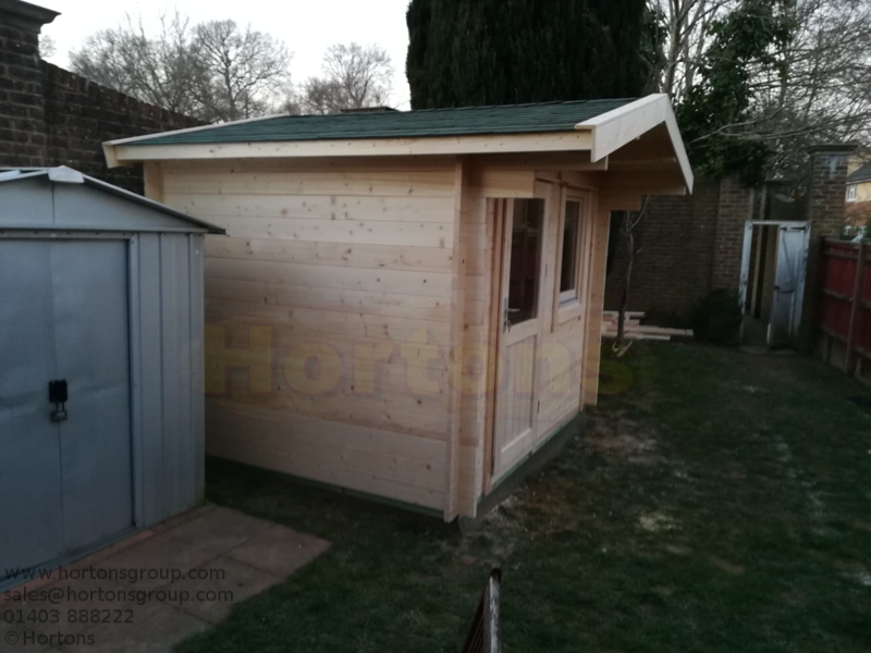 28mm Michael 3m x 2.5m Log Cabin - Click Image to Close