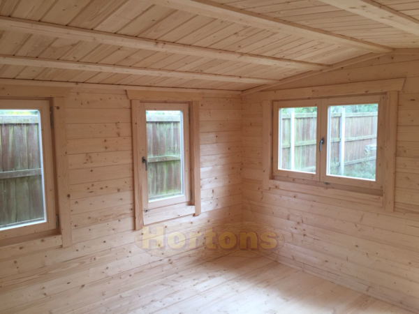 Internal photos of the Malden cabin_2