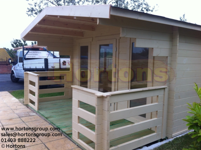 Bournemouth 28mm 4.0 x 3.0m Log Cabin - Click Image to Close