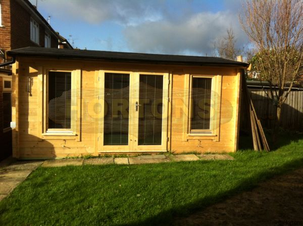 45mm, 4.5 x 3.5m Buckingham log cabin - Click Image to Close