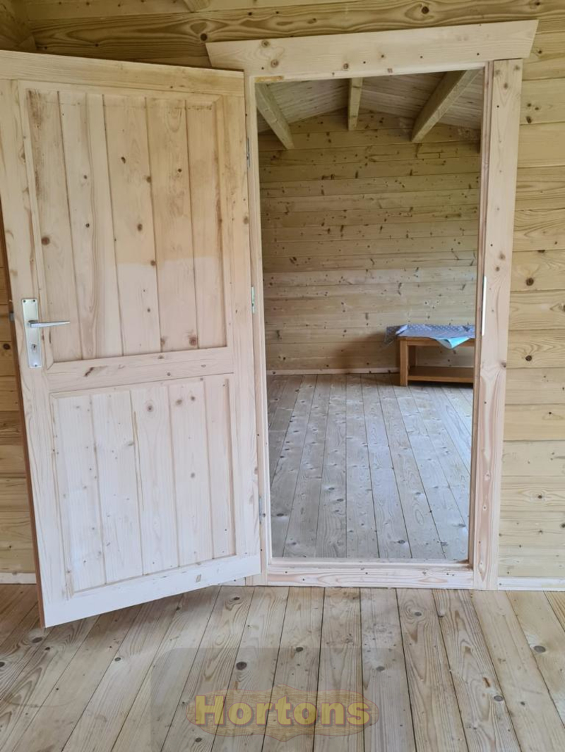 45mm Sudbury 5 x 9 Log Cabin - Click Image to Close