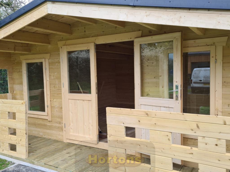 45mm Sudbury 5 x 9 Log Cabin