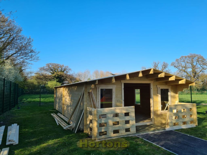 45mm Sudbury 5 x 9 Log Cabin - Click Image to Close