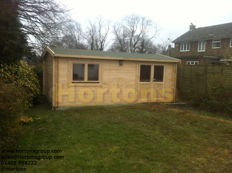 Aylesbury 45mm, 6x4m log cabin - Click Image to Close