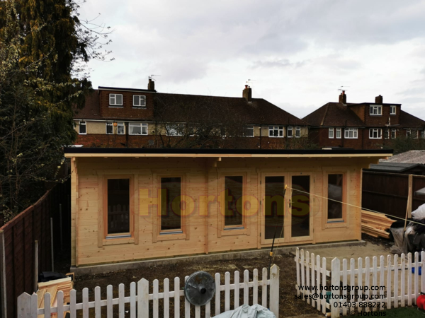 35mm Pent Roof Basildon - Click Image to Close