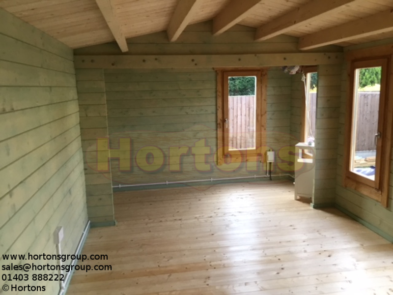 York 90mm 7.5mx3.5m log cabin - Click Image to Close