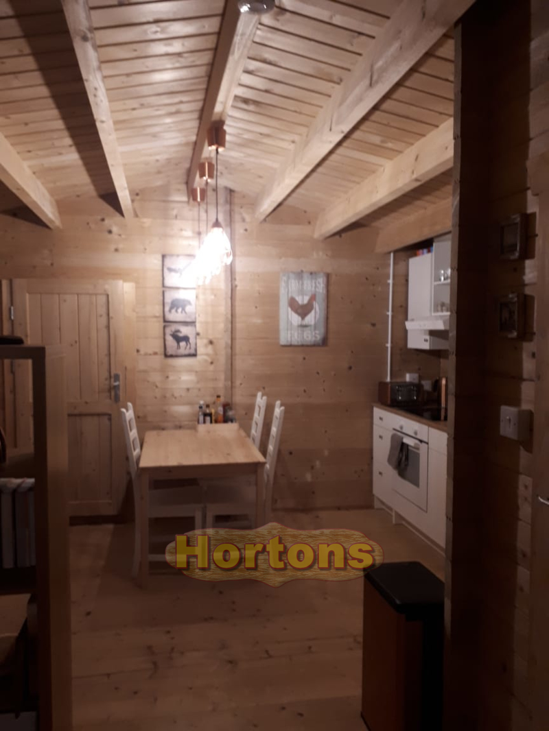 Bromley 28mm 8.5 x 4.5m