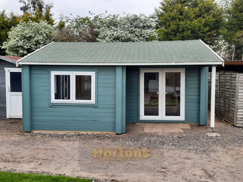 1 bed log house