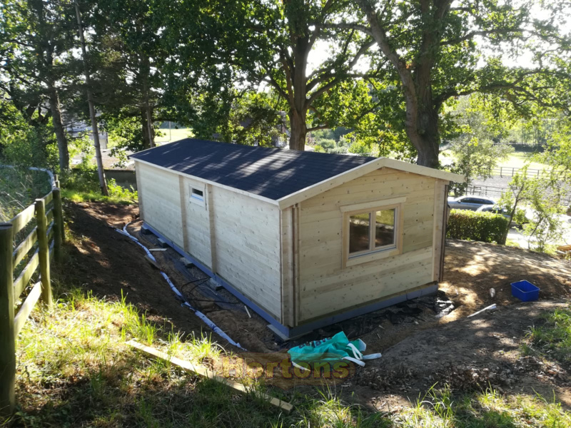 10x4m insulated Twin Skin mobile home on Hortons all-terrain steel chassis_3