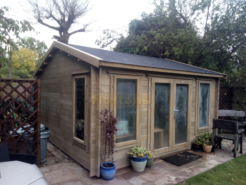 Log Cabin Cheltenham Twinskin 70+70mm  4.5 X 4.5m