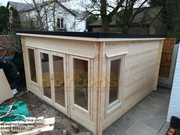 4x4m 28mm Horsley Pent Log Cabin