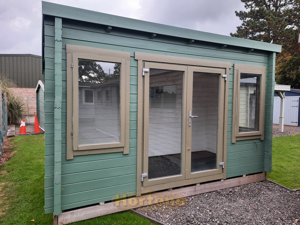 28mm, 4x2m pent roof Oxshott log cabin