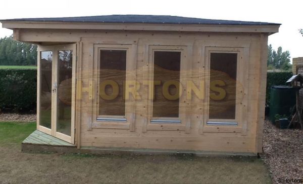 4m wide corner log cabins