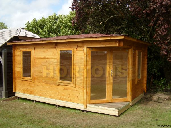 Corner Log Cabins - under 2.5m tall