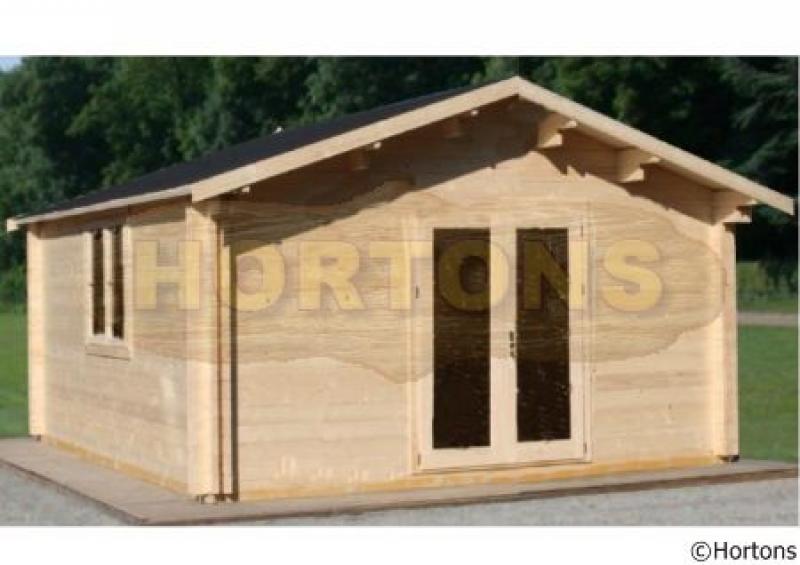 4.5x4.5m Log Cabin Reading - 45mm wall logs - Click Image to Close
