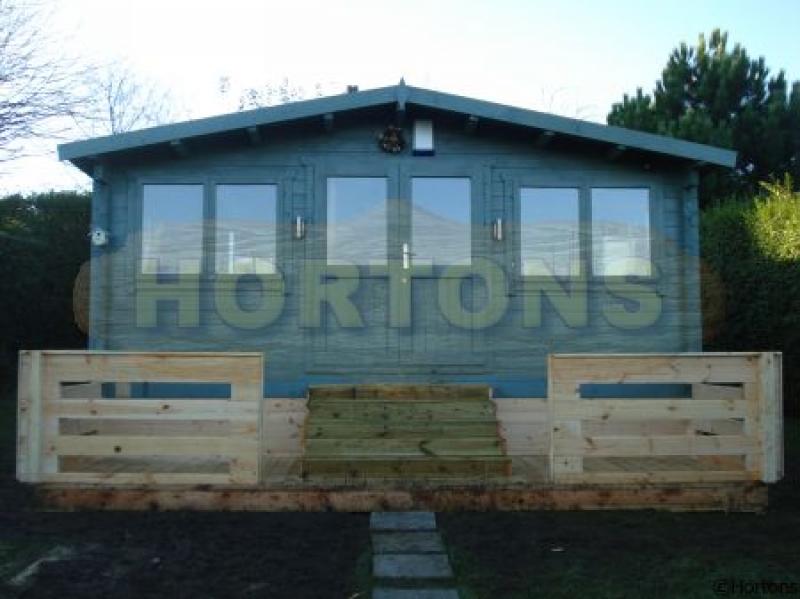 60mm Richmond 5.5m x 5.5m Log Cabin - Click Image to Close