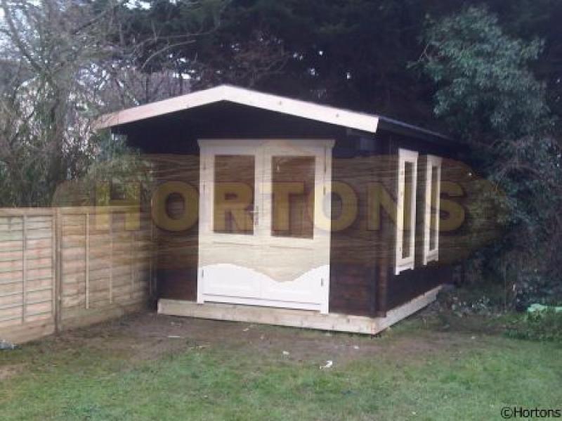 Elgiva cabin 28mm 3.0 x 4.0m - Click Image to Close