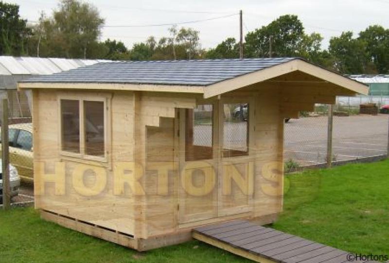 3m x 3m Annie cabin, 35mm logs - Click Image to Close