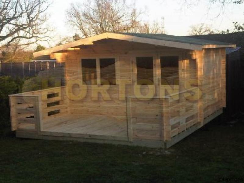 35mm Salisbury 4.5m x 3m Log Cabin - Click Image to Close